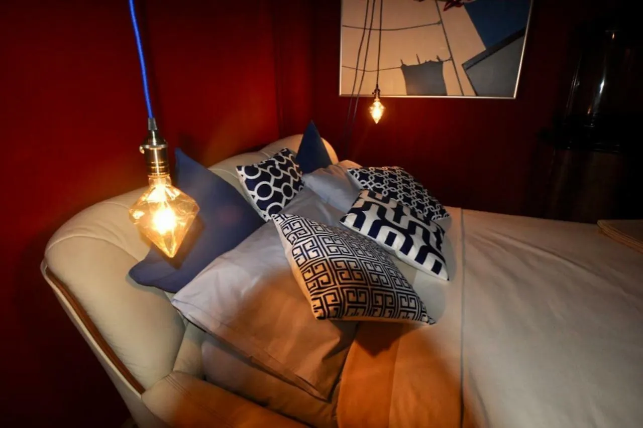 Fine Art Luxury Stay In The Old Town Absolute Center Krakau 0*,